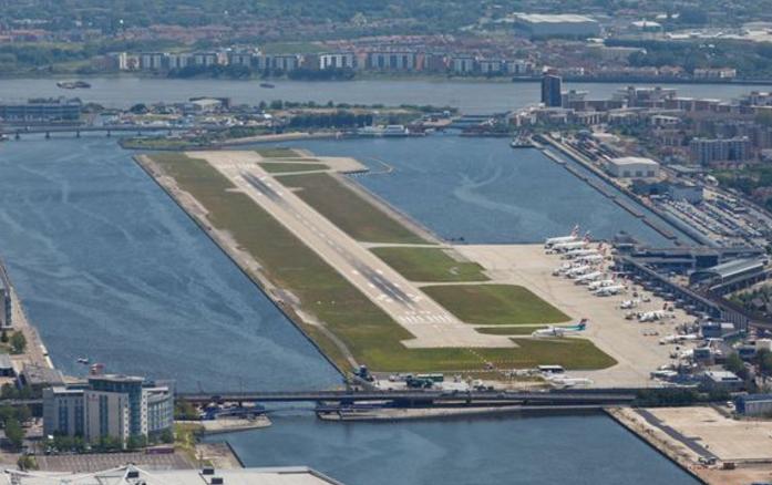  泰晤士河“乔治五世国王”码头